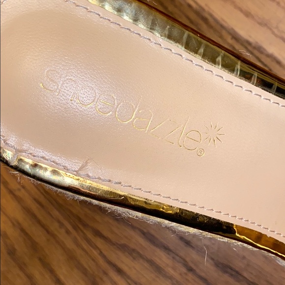 Shoe dazzle gold wedge heel - Picture 2 of 3